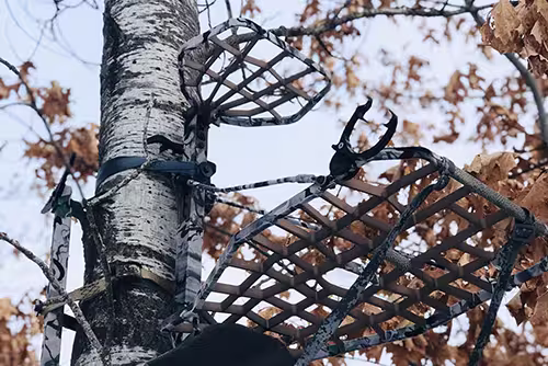 Treestand kit with Stealth Strips®